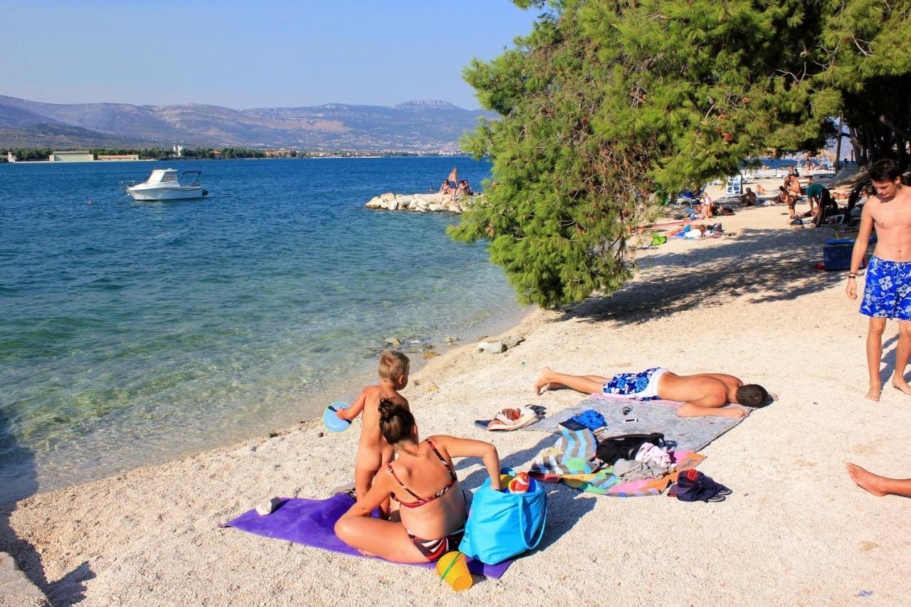 Apartments By The Sea Arbanija, Ciovo - 17332 Trogir Eksteriør bilde
